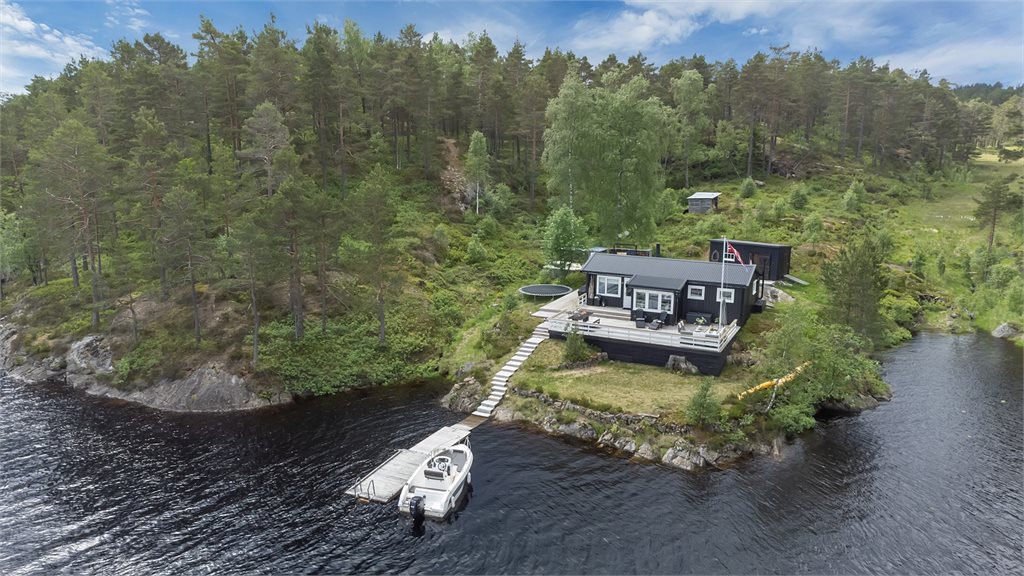Stasjonsveien 102